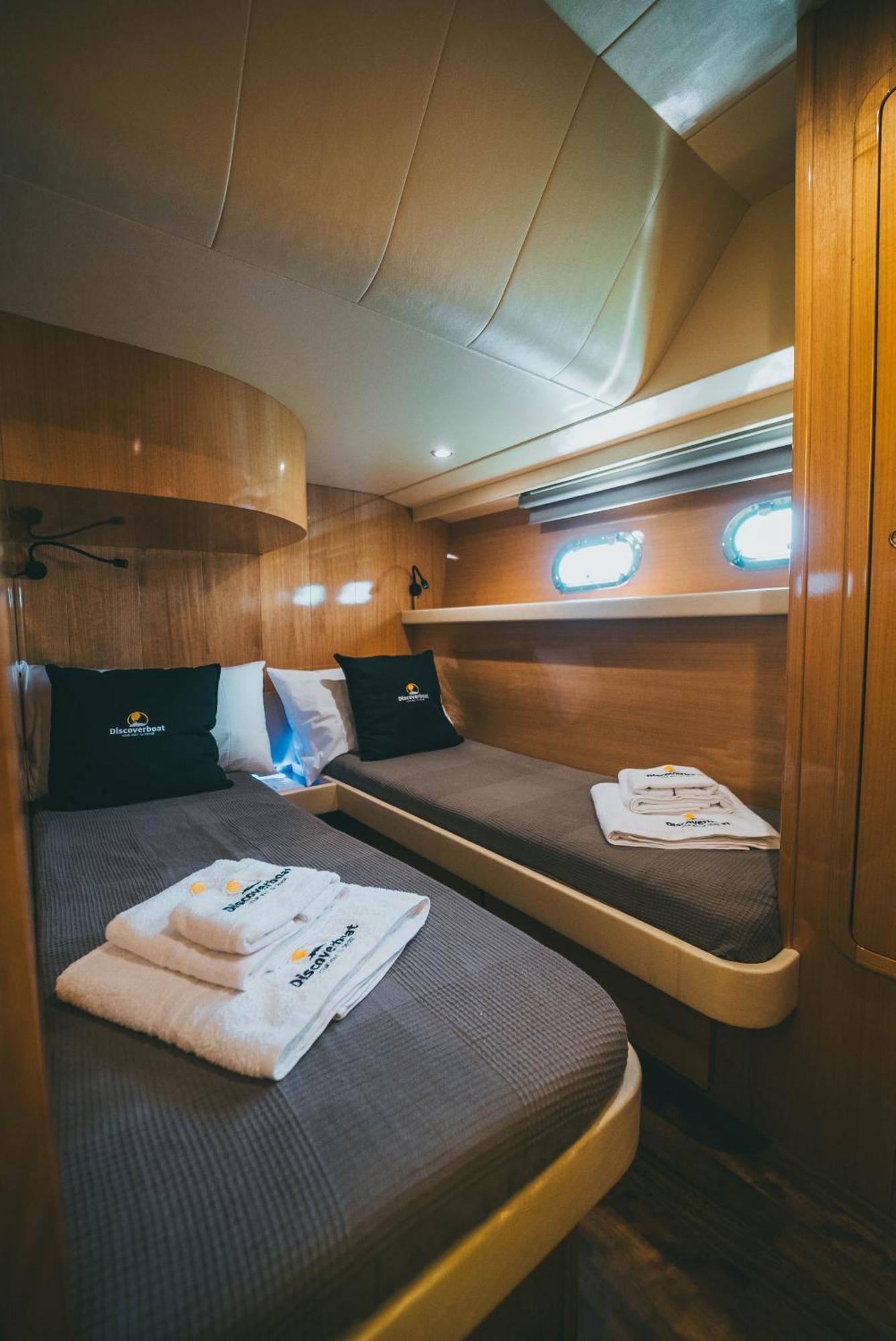 Discoverboat - Pita - Exclusive Boat&Breakfast Bari Eksteriør bilde